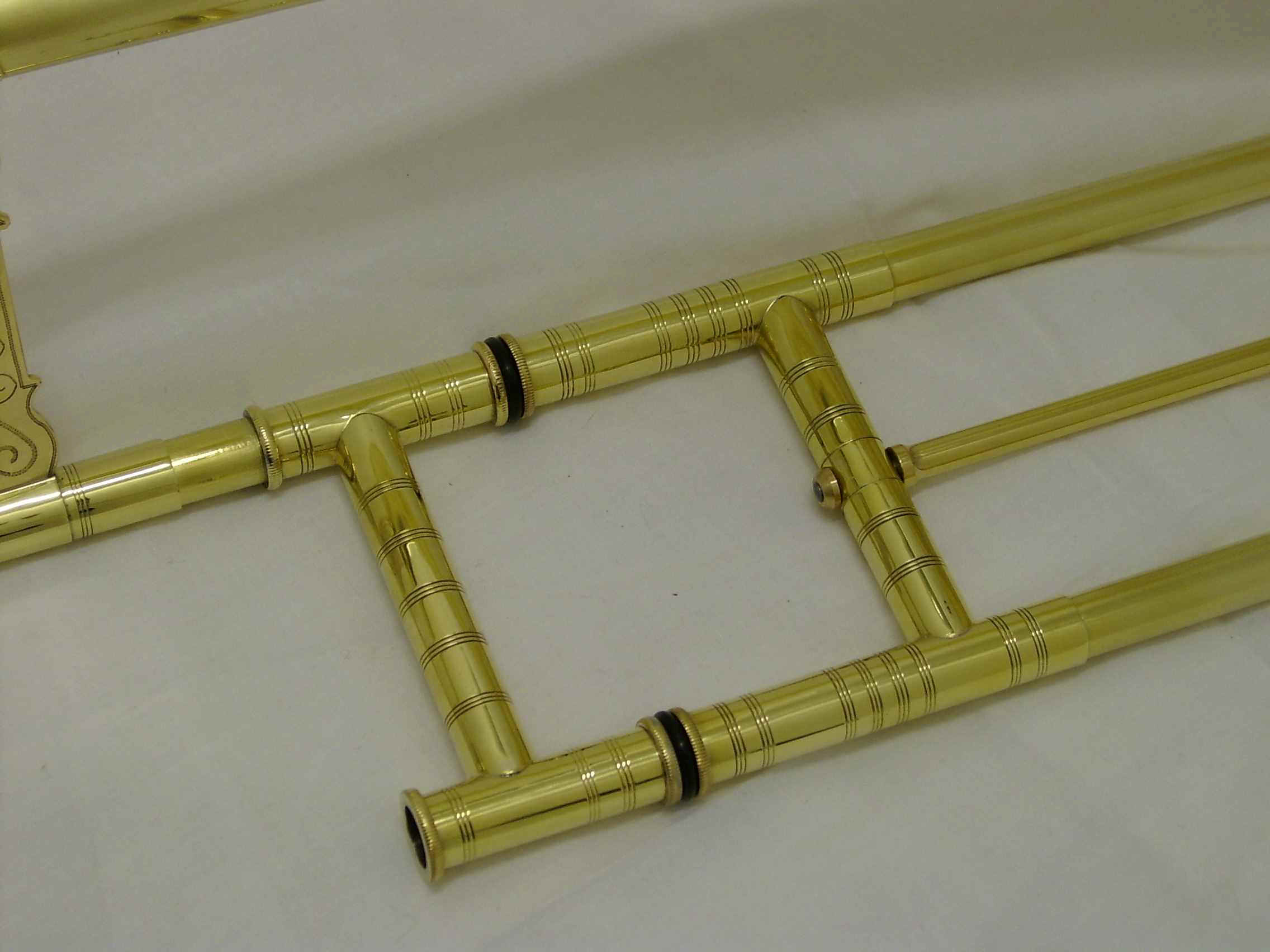 Classical Bass-Sackbut, slide stays